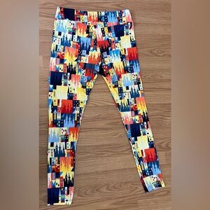 *RARE* Disney Castle Pattern LuLaRoe Leggings